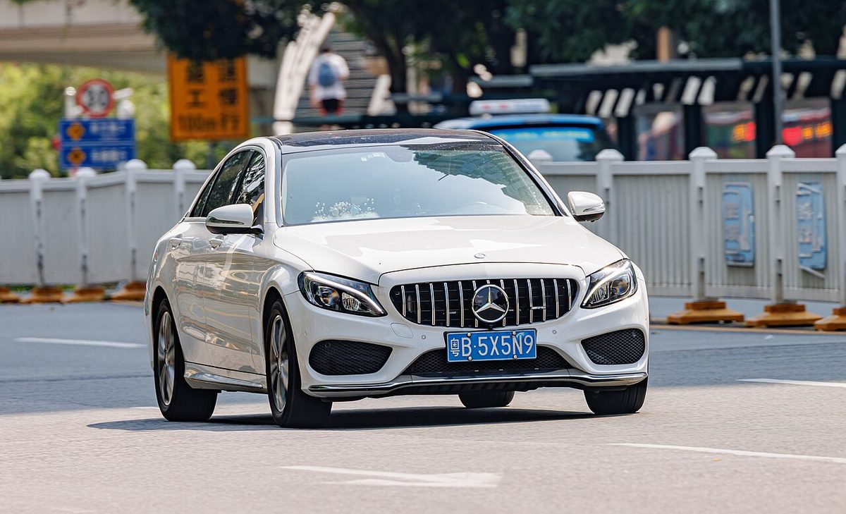 2017 Mercedes-Benz C-Class C300